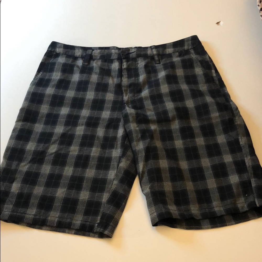Quiksilver flat front shorts W31